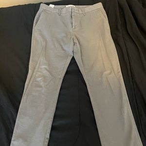 Penguin Chinos